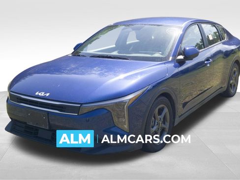 Used 2025 Kia K4 FWD image 1