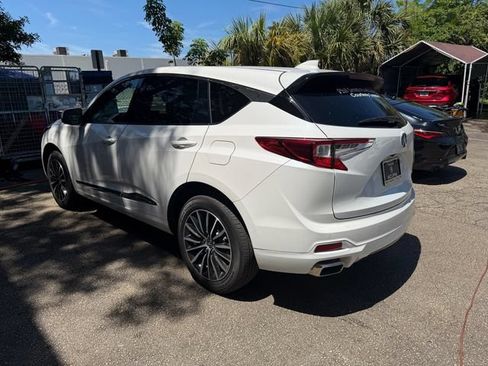 Certified 2025 Acura RDX SH-AWD w/ Advance Package image 8