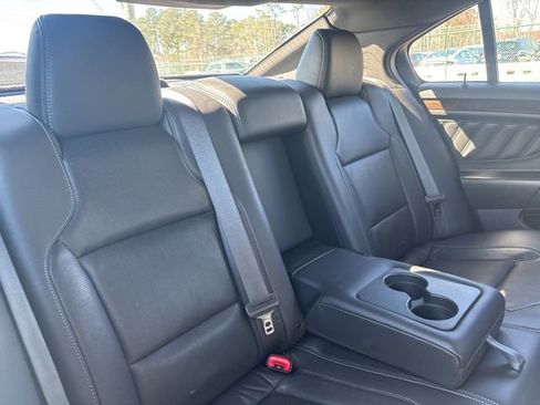 Used 2015 Ford Taurus Limited w/ Equipment Group 301A image 12