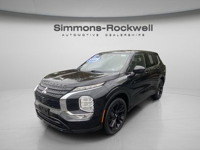 Used 2022 Mitsubishi Outlander SE