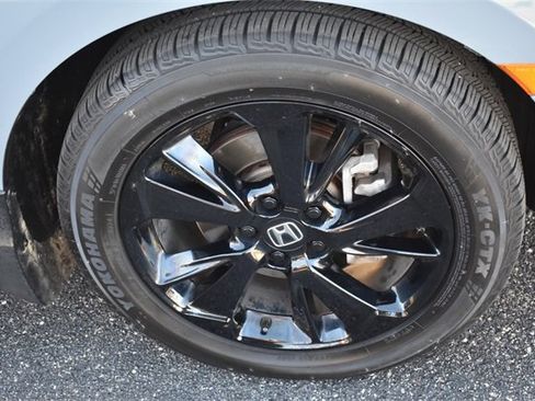 Used 2023 Honda Odyssey Sport image 11