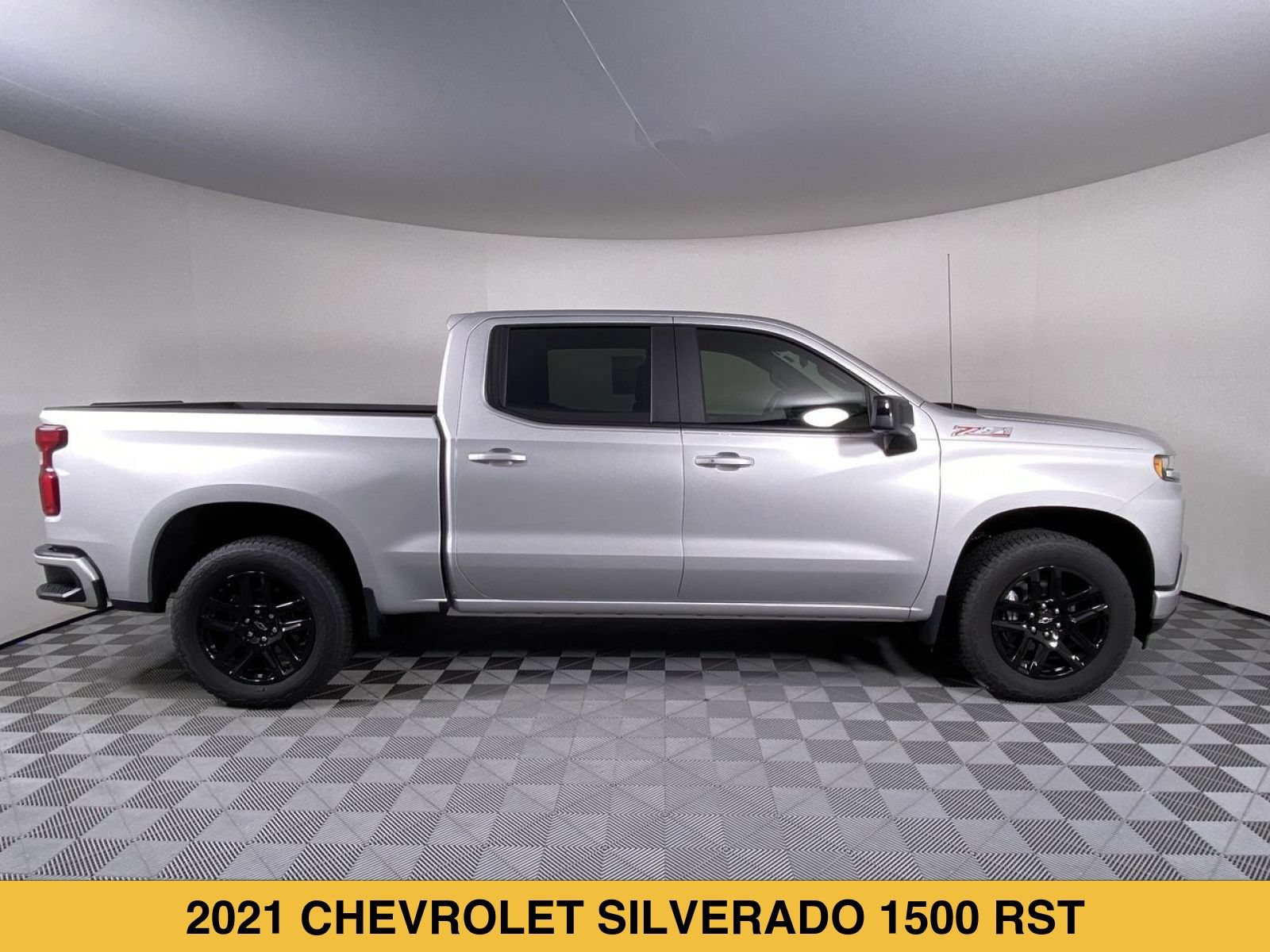 Certified 2021 Chevrolet Silverado 1500 RST AWD/4WD image 24