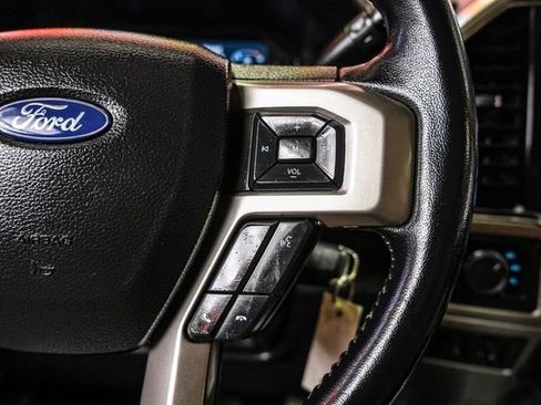 Used 2022 Ford F250 Lariat w/ Lariat Value Package image 16