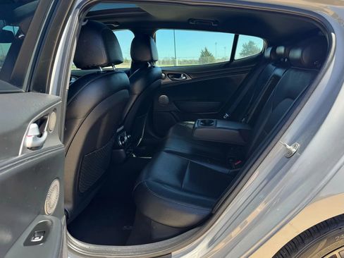 Used 2019 Kia Stinger GT1 image 29