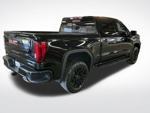 Used 2024 GMC Sierra 1500 AT4 w/ Technology Package AWD/4WD image 5