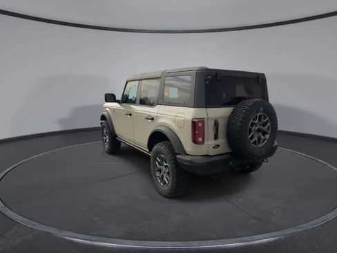 New 2025 Ford Bronco Badlands image 6