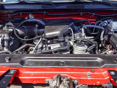Used 2020 Toyota Tacoma SR RWD image 21