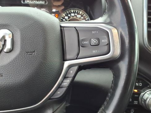 Used 2023 RAM 1500 Laramie AWD/4WD image 17