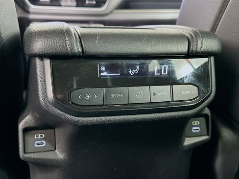 Used 2025 Toyota Grand Highlander FWD image 26