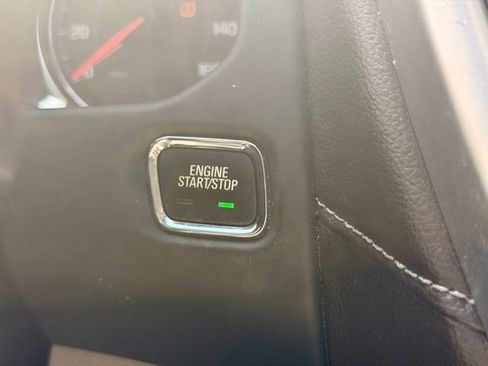 Used 2019 GMC Acadia SLT FWD image 28
