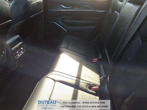 Used 2023 Jeep Grand Cherokee Overland image 10