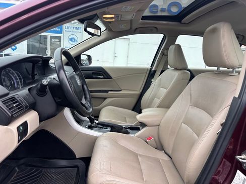 Used 2015 Honda Accord EX-L image 6