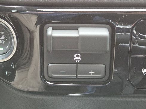 New 2026 GMC Sierra 1500 Elevation w/ Elevation Premium Package image 12