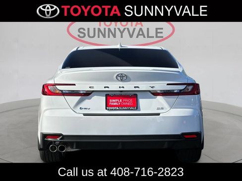 Used 2026 Toyota Camry SE w/ Convenience Package FWD image 8