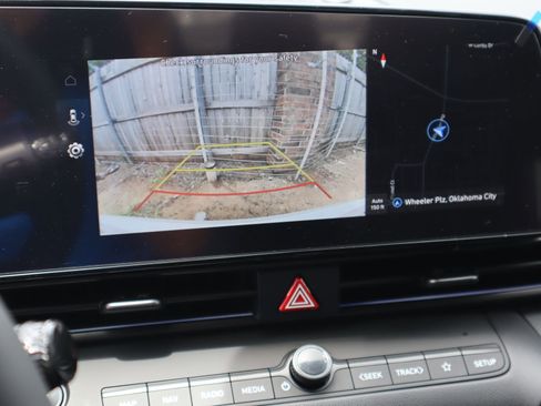 New 2025 Hyundai Elantra SEL FWD image 13