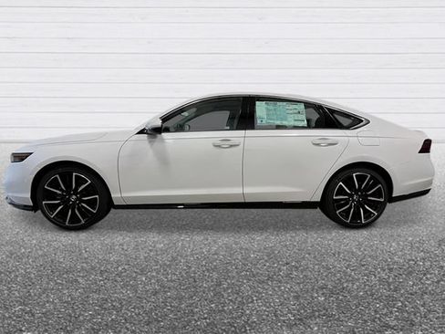 New 2026 Honda Accord Touring image 2