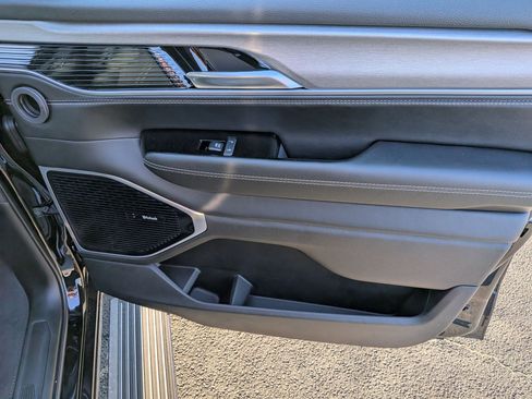 New 2026 Jeep Grand Wagoneer L Limited AWD/4WD image 32