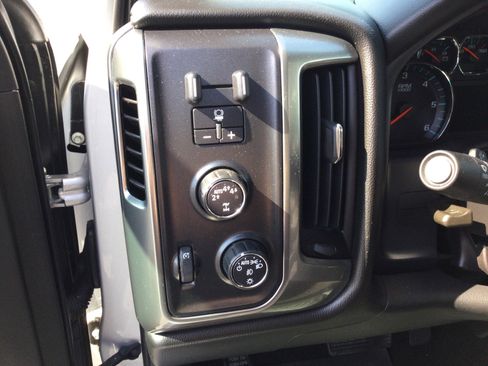 Used 2017 Chevrolet Silverado 1500 LT w/ All Star Edition AWD/4WD image 14