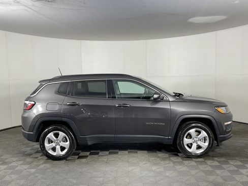 Used 2021 Jeep Compass Latitude w/ Convenience Group image 5