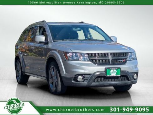 Used 2016 Dodge Journey Crossroad image 1