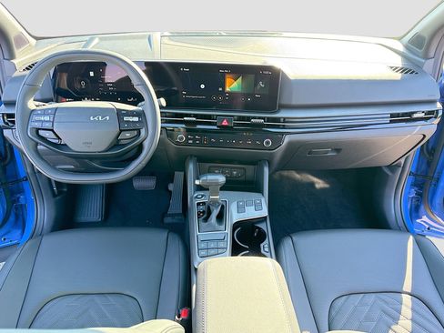 New 2026 Kia Sportage X-Line w/ X-Line Technology Package image 3