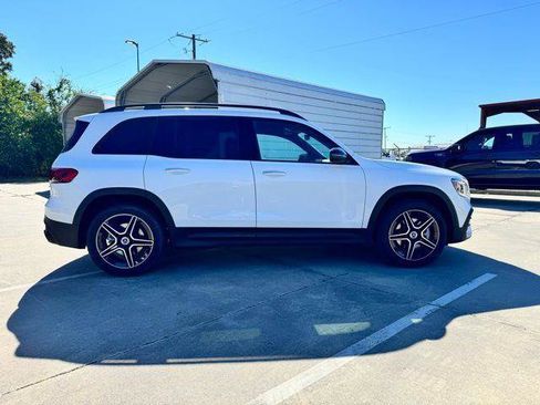 Certified 2023 Mercedes-Benz GLB 250 image 27