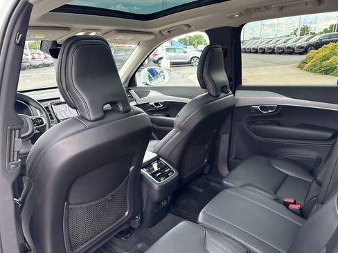 Used 2023 Volvo XC90 B5 Core w/ Protection Package Premier AWD/4WD image 31