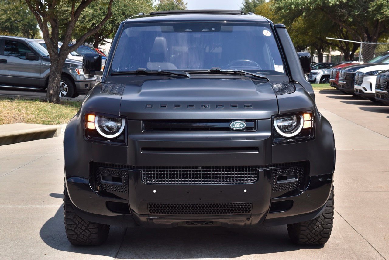 Used 2021 Land Rover Defender 110 S AWD/4WD image 3