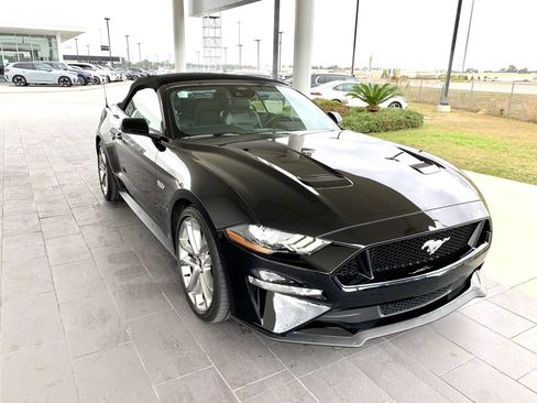 Used 2022 Ford Mustang GT Premium w/ Equipment Group 401A image 3
