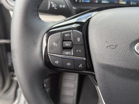 Used 2026 Ford Escape SE w/ PHEV Premium Package FWD image 30