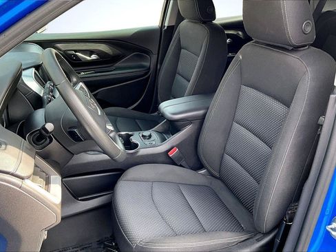 Used 2024 GMC Terrain SLE w/ Driver Convenience Package AWD/4WD image 25