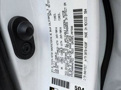 Certified 2022 Toyota Tacoma TRD Off-Road image 22