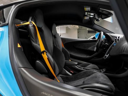 Used 2019 McLaren 600LT RWD image 31