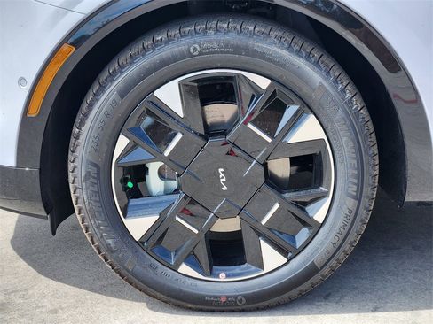 New 2026 Kia Sportage SX image 7