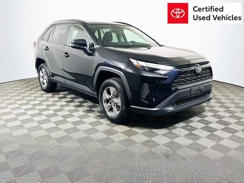 Certified 2025 Toyota RAV4 XLE AWD/4WD image 1
