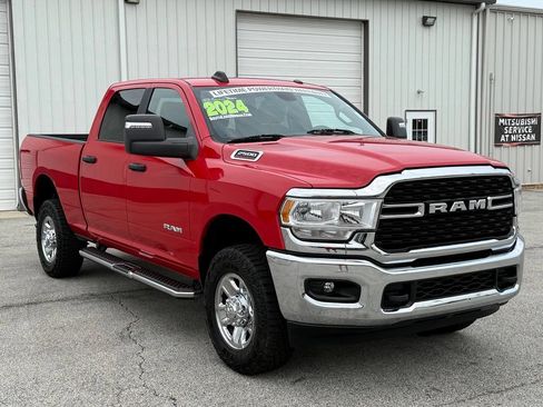 Used 2024 RAM 2500 Big Horn w/ Bed Utility Group AWD/4WD image 11