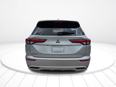 Used 2024 Mitsubishi Outlander SE AWD/4WD image 5