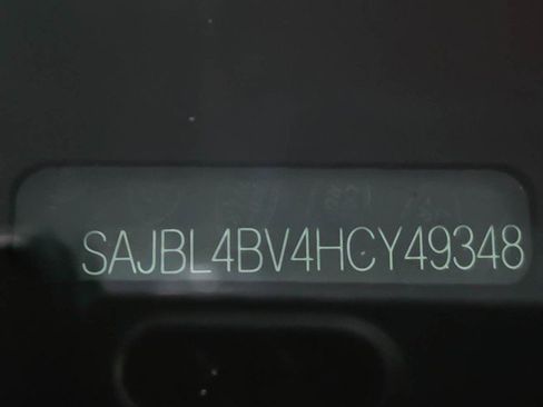 Used 2017 Jaguar XF R-Sport image 42