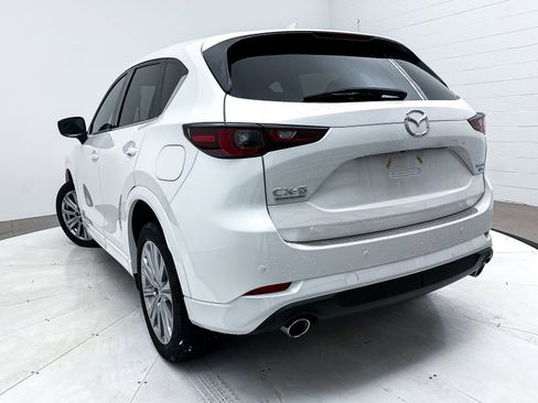 Used 2023 MAZDA CX-5 Signature image 11