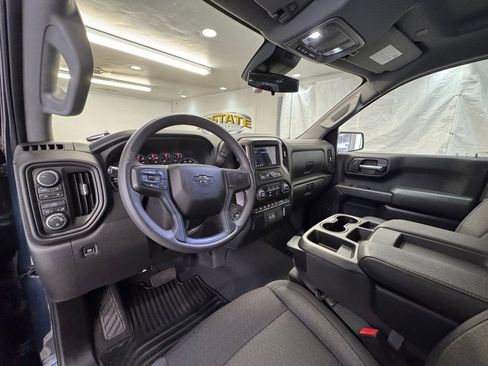 Used 2022 Chevrolet Silverado 1500 Custom Trail Boss w/ LPO, Dark Essentials Package image 38