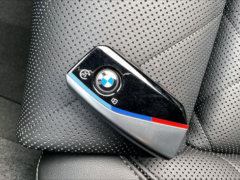 Certified 2024 BMW X6 xDrive40i w/ Premium Package image 15