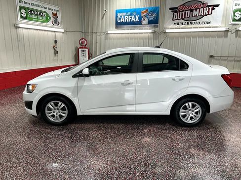 Used 2014 Chevrolet Sonic LT image 18