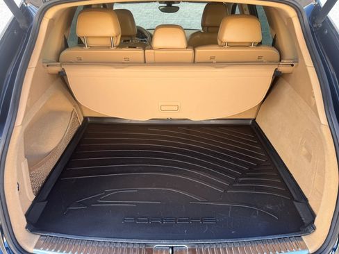 Used 2015 Porsche Cayenne Diesel image 9