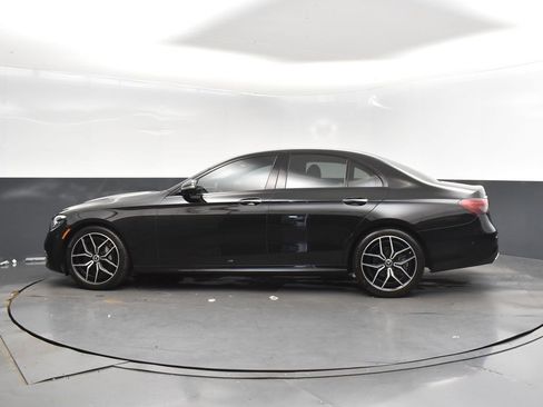 Used 2022 Mercedes-Benz E 350 Sedan image 4