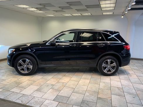 Used 2016 Mercedes-Benz GLC 300 4MATIC image 4