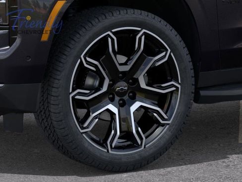 New 2026 Chevrolet Suburban RST w/ RST Capability Package AWD/4WD image 20