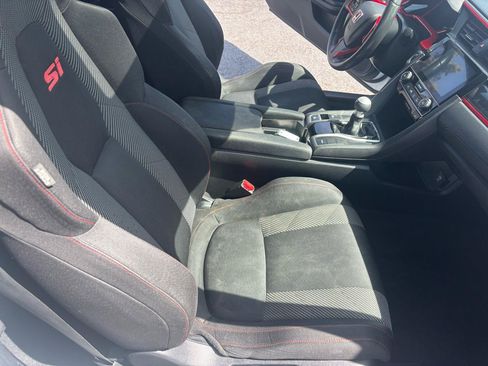 Used 2018 Honda Civic Si image 10