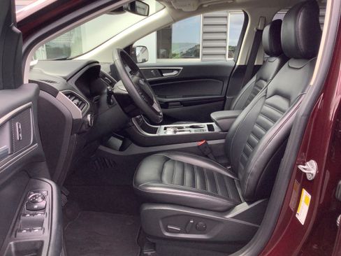 Certified 2022 Ford Edge SEL w/ Convenience Package AWD/4WD image 7