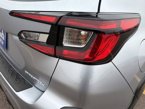 Certified 2025 Subaru Crosstrek 2.5i Limited w/ Popular Package #3A image 11