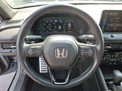 Used 2023 Honda Accord Sport image 19